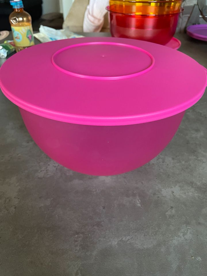 Neu Tupperware Schüssel 4,5l in Castrop-Rauxel