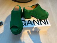 GANNI Schuhe Gr.36 NEU Sandalen Plateau Pumps Wedges Bayern - Karlsfeld Vorschau
