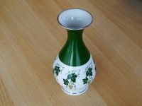 Alte Vase Spechtsbrunn DDR Weinblätterdekor RAR ! Nordrhein-Westfalen - Halle (Westfalen) Vorschau