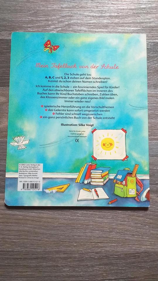 Grundschulübungen: Lesen, Schreiben und Malen/ Tafelbuch Schule in Klipphausen
