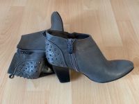 TOP Zinda Leder Stiefelette / Ancle Boots grau Nieten Größe 35 Thüringen - Nordhausen Vorschau