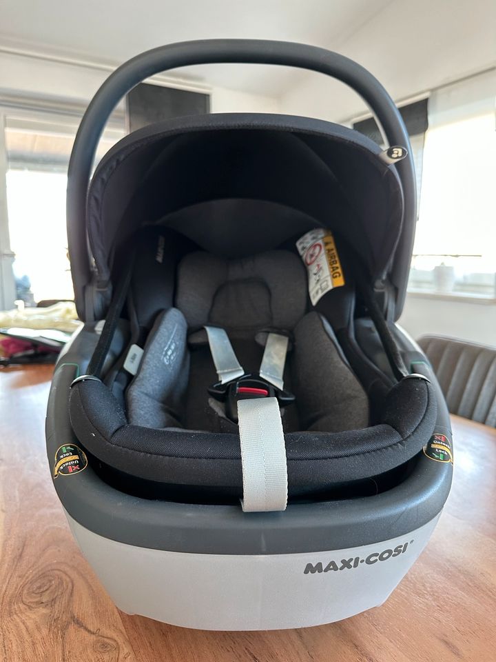 Maxi Cosi Coral 360 inkl. 6 Jahre Sicherheitsgarantie in Wartenberg