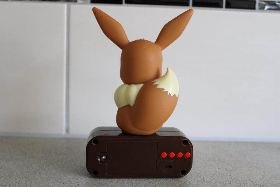 Pokemon Evoli Eevee Light Up Alarm Clock - Radio Wecker - 811370 in Am Mellensee