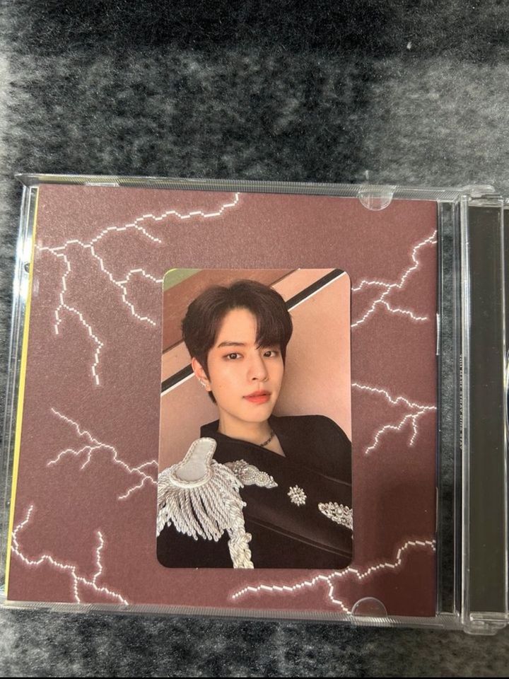 Stray Kids NOEASY CD Komplett Seungmin in Berlin