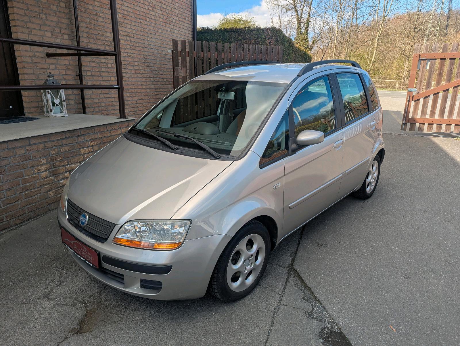 Abbildung des Autos ❌Fiat Idea 1,4 Motion Kl…