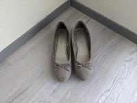 Marco Tozzi Ballerina/Ballerinas Gr. 41 taupe braun, gut erhalten Bayern - Würzburg Vorschau