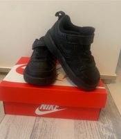 Nike Sneaker Schuhe Gr. 22 Köln - Bickendorf Vorschau