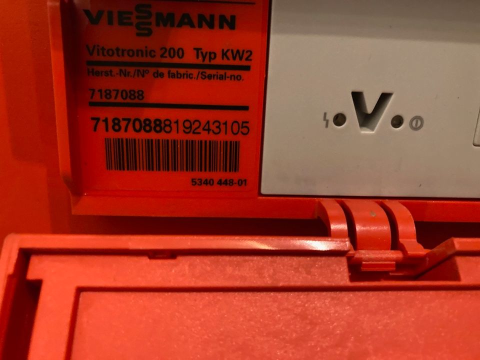 Viessmann Heizungssteuerung Vitotronic 200 Typ KW2 in Prüm