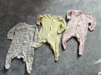 3x Schlafanzug, Strampler, Pyjama, Gr. 62, 0-3, Neugeborene, Baby Sachsen - Radeburg Vorschau
