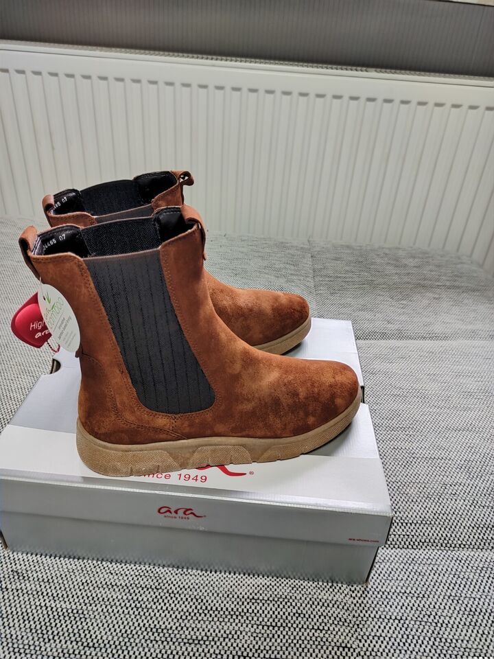 ARA Stiefeletten ROM SPORTS 2.0 Größe 38,5 echtes Velourleder in Hessen -  Bürstadt | eBay Kleinanzeigen ist jetzt Kleinanzeigen