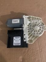 VW Golf 5 Fensterheber Motor vorne Links 1K0959793G Nordrhein-Westfalen - Möhnesee Vorschau