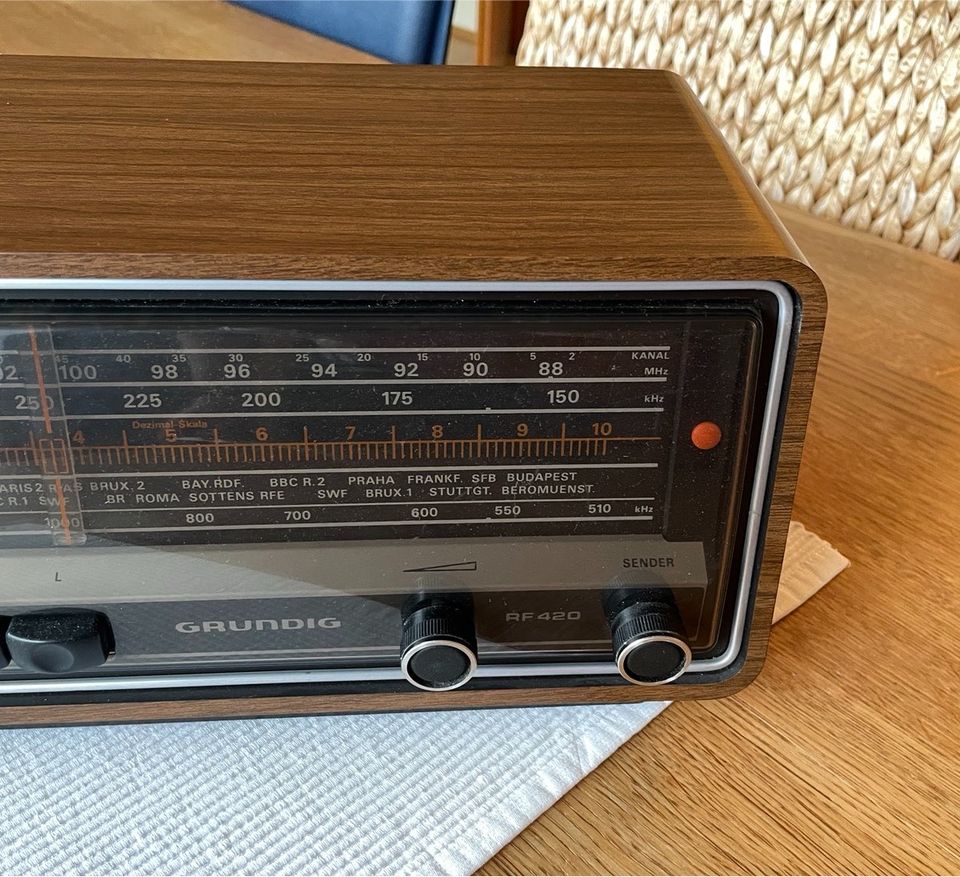 Grundig RF420 RF 420 Radio Vintage Mid Century Danish 60er in Köln