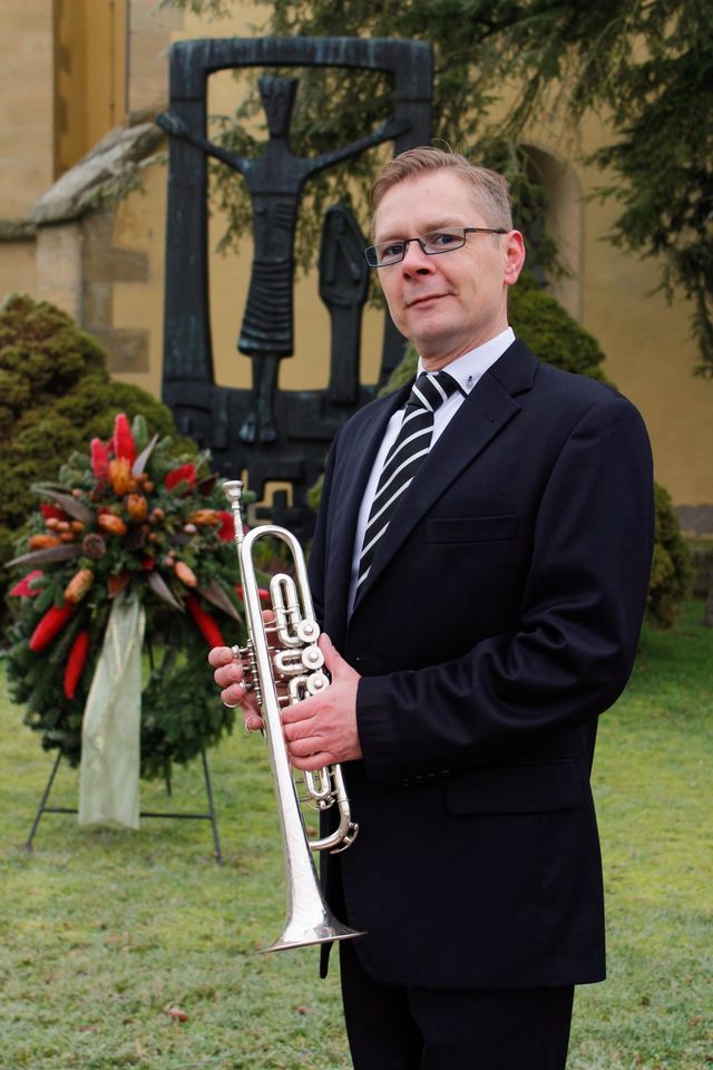 Trompeter für Trauerfeier und Beerdigung in Arnstein