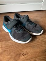 Nike Turnschuhe Größe 29,5 Sachsen - Zwickau Vorschau