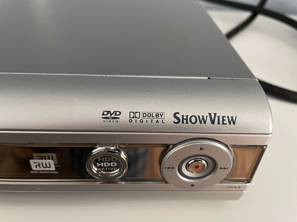 DVD-Recorder Philips DVDR 3300H in Troisdorf