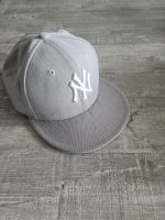 New Era Cap - 7 1/8 - NY - Grau Berlin - Spandau Vorschau