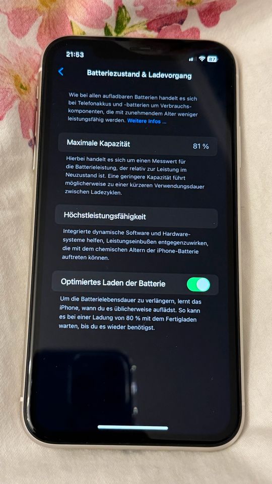 iPhone 11 weiß 64 gb in Düsseldorf