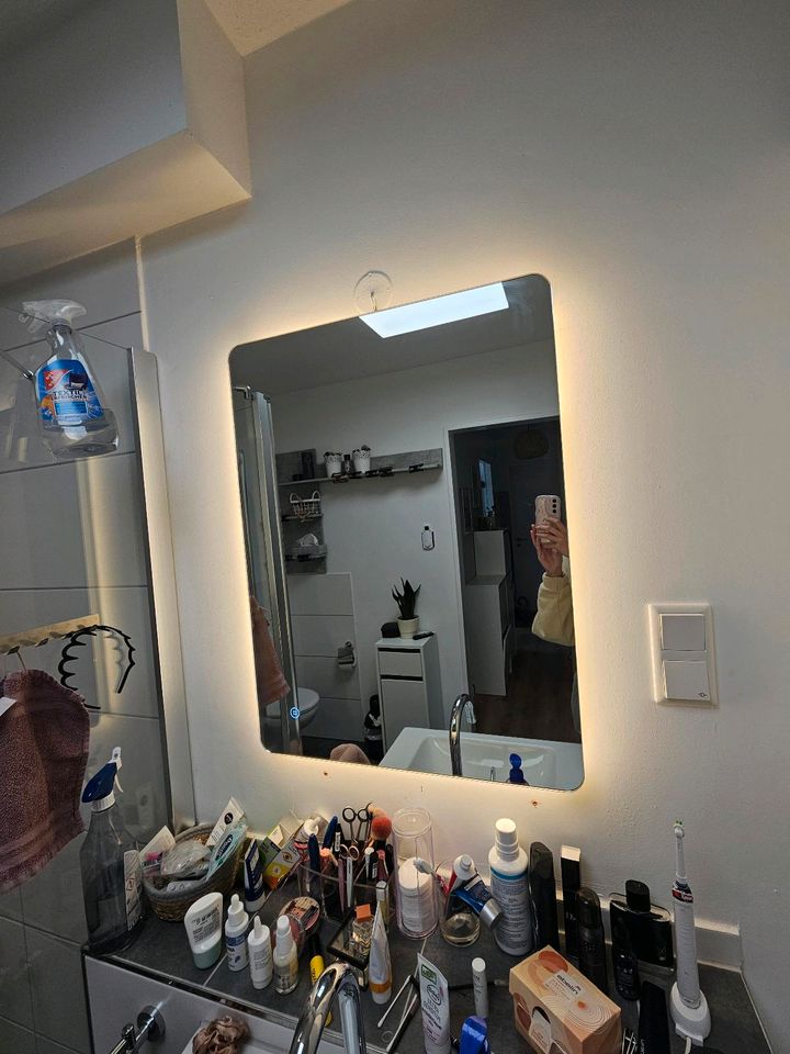 Beheizter Badezimmerspiegel 60x80cm in Mauritz