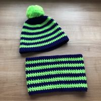 Selbst gehäkelte Bommel Mütze Beanie Schlauchschal Set, neongrün Thüringen - Gotha Vorschau