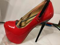 Rote Lackleder High Heels gr. 38 Niedersachsen - Stadtoldendorf Vorschau