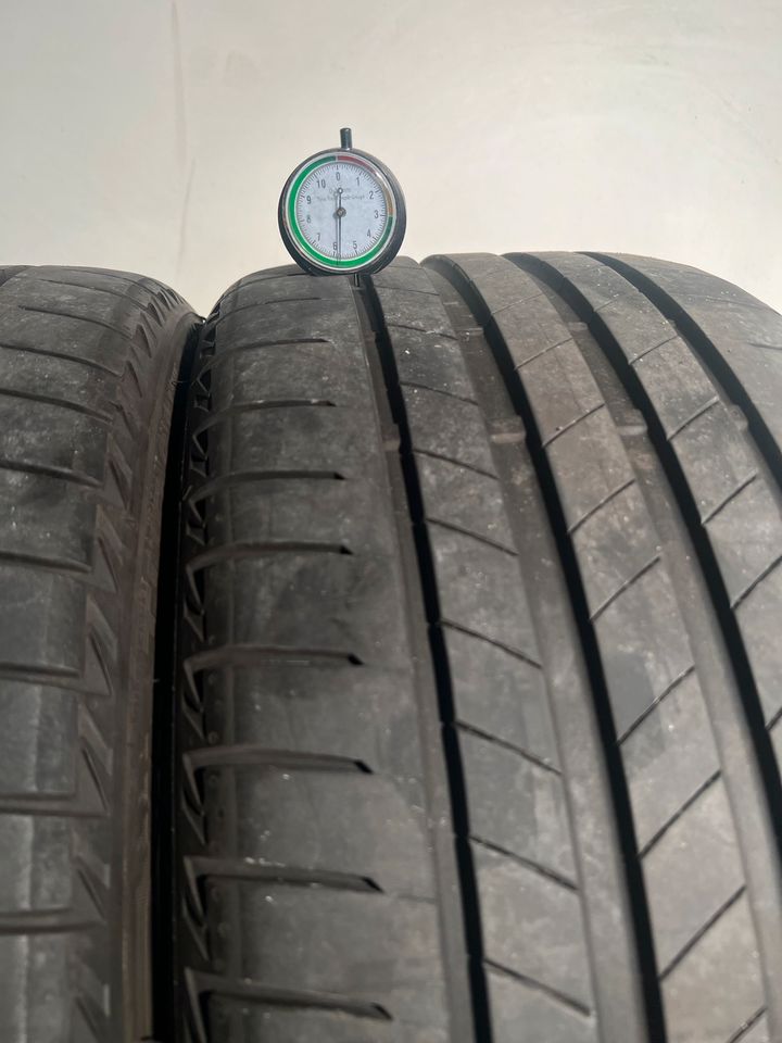 2x 255/40 R18 99Y Bridgestone Turanza T005 DOT '22 5,8 mm in München