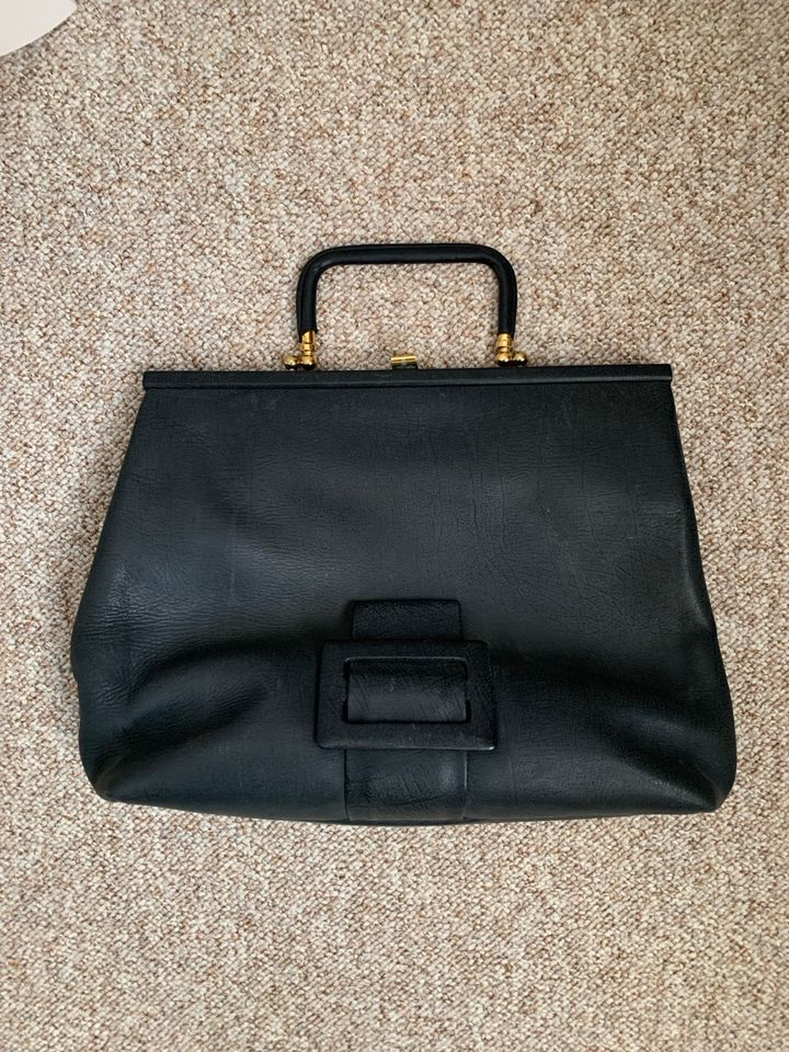 Vintage Handtasche schwarz mit Henkel in Rengsdorf