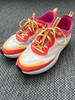 Nike Air Damen bunt gr.39 Modell 2023 Niedersachsen - Garbsen Vorschau