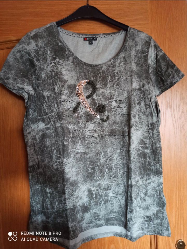 Street mit - Möttingen ist Gr. jetzt Kleinanzeigen NEU Pailletten Bayern in One Kleinanzeigen von 42 grün T-Shirt eBay |