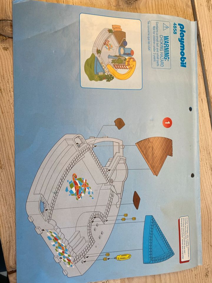 Playmobil Schwimmbad in Offstein