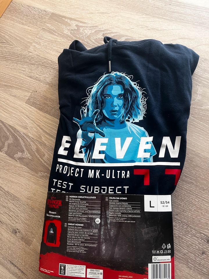 Stranger things Herren Pullover in Hechingen