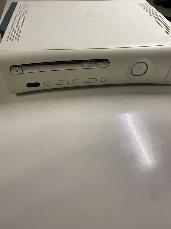 Xbox 360 Weiß 60 GB in Hennef (Sieg)