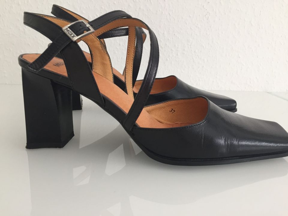 MEXX Gr 37 schwarz Pumps wie neu in Winterberg