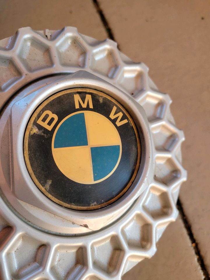 BMW Felge 195TR415CH mit Deckel in Lugau