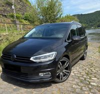 VW Touran 7 Sitze 2.0 TDI AHK Voll LED Panorama Rheinland-Pfalz - Koblenz Vorschau