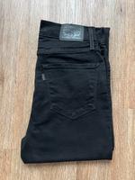 Levi‘s 724 High Rise Straight W27 L30 Damen Jeans schwarz NEU Niedersachsen - Sehnde Vorschau