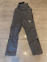 Arbeitsbekleidung/Latzhose mit Jacke/Blaumann Niedersachsen - Aurich Vorschau