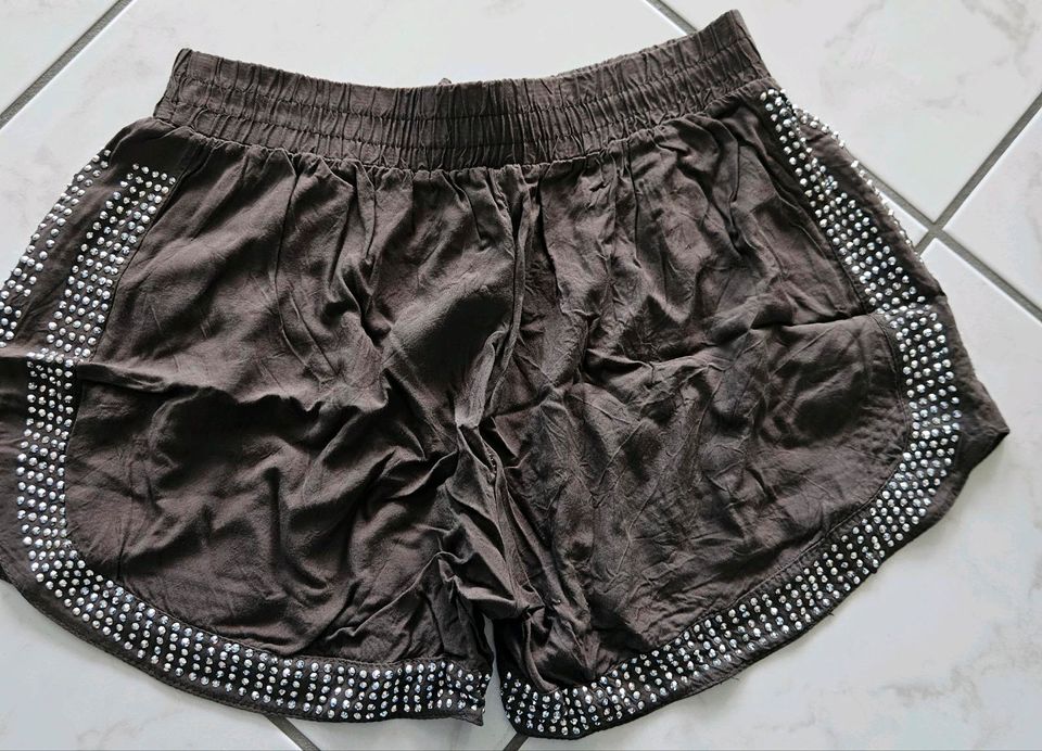 Damen Mädchen Sommer Short Gr.M mit Gummizug in Baden-Württemberg -  Konstanz | eBay Kleinanzeigen ist jetzt Kleinanzeigen