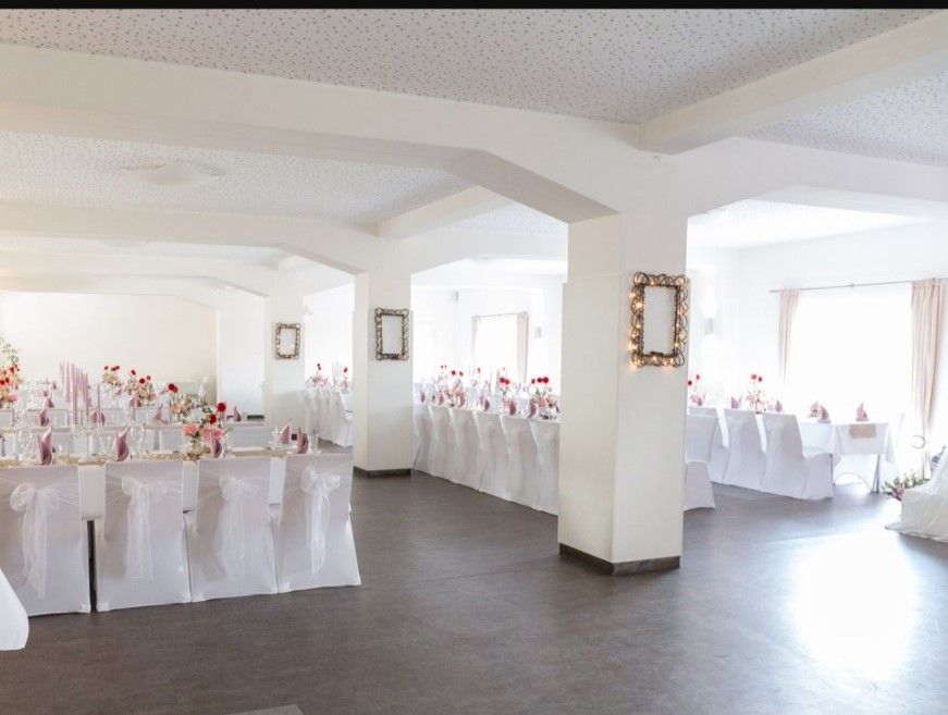 Eventlocation/ Hochzeitssaal mit schönem Garten für Trauungen in Herford