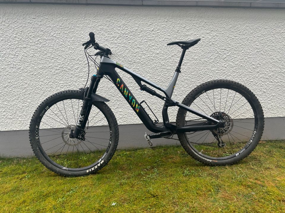 Canyon Neuron CF Gr.XL MTB Carbon 29“ Fully Allmountain in Selters