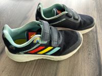 Adidas Turnschuhe Größe 33 Saarland - Illingen Vorschau