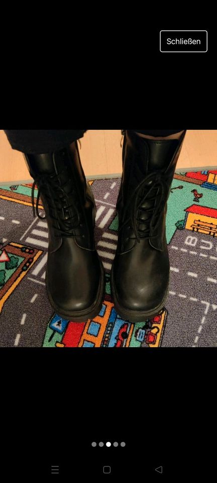 Boots / Stiefel / Stiefeletten Plateau mit Absatz Gr. 40 in Greiz