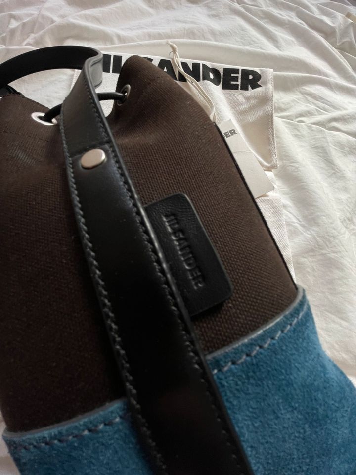 Jil Sander Bucket Bag in Berlin