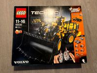 LEGO Technic 42030 Volvo L350F / neuwertig + zerlegt + Zubehör Dresden - Friedrichstadt Vorschau