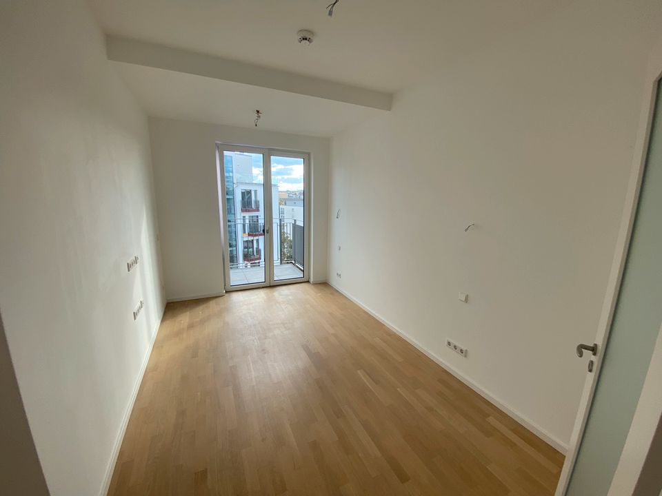 2 Zimmer/Einbauküche/Balkon/Fußbodenheizung/Smart Home in Berlin
