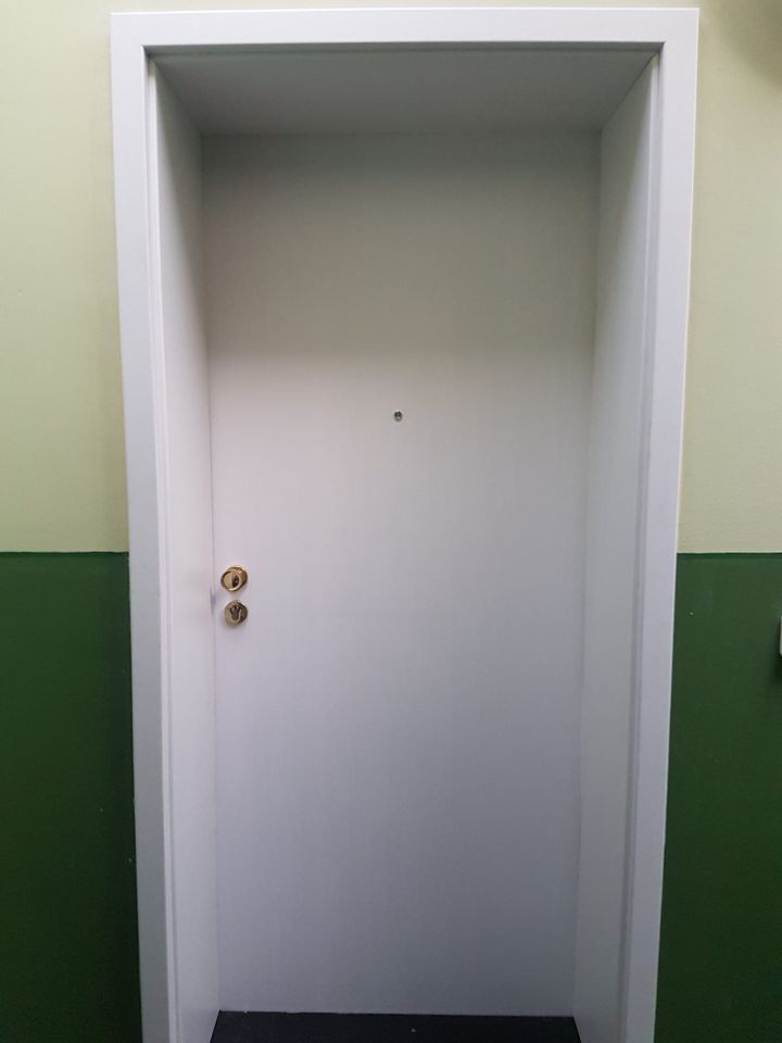 Schöne Dachgeschosswohnung in ruhiger Seitenstraße eines gepflegtem Altbau in Leipzig