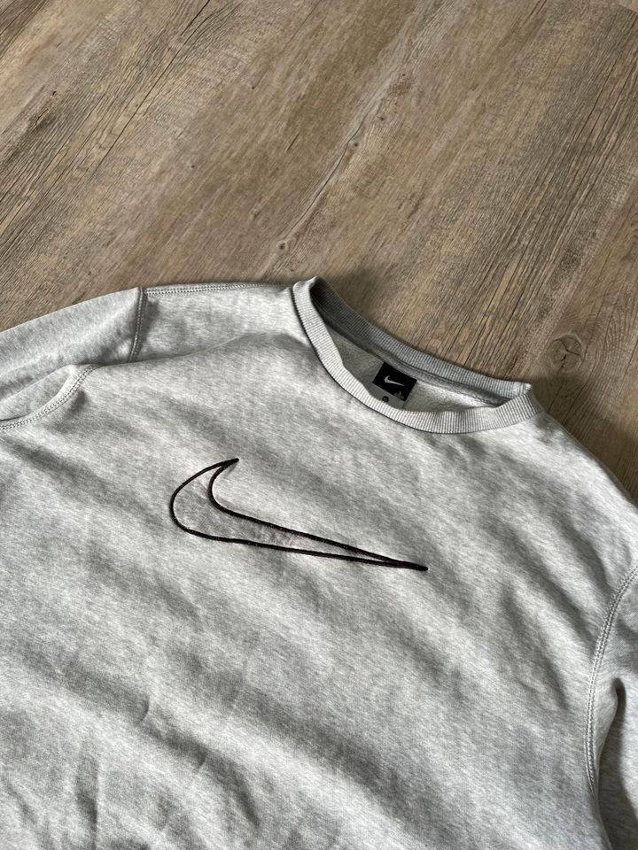 Nike Vintage Sweatshirt Pullover in Planegg