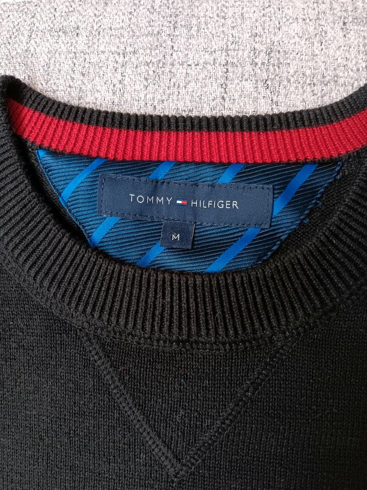 Pullover in Schwarz, Tommy Hilfiger in Dortmund