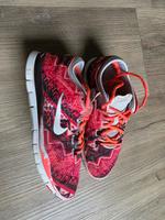 Nike  Sneaker Gr: 38  Top Nordrhein-Westfalen - Brilon Vorschau
