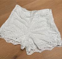 Amisu Damen Strand Shorts Hotpant Gr. 36 S weiß Blumen Saarland - Völklingen Vorschau