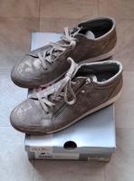 ara Schuhe, Leder, taupe/gold schimmernd, Gr. 39, NEU Aachen - Aachen-Mitte Vorschau